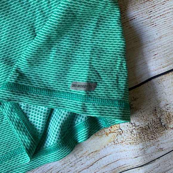 Athletic Works | Green long sleeve work out top - Picture 4 of 6